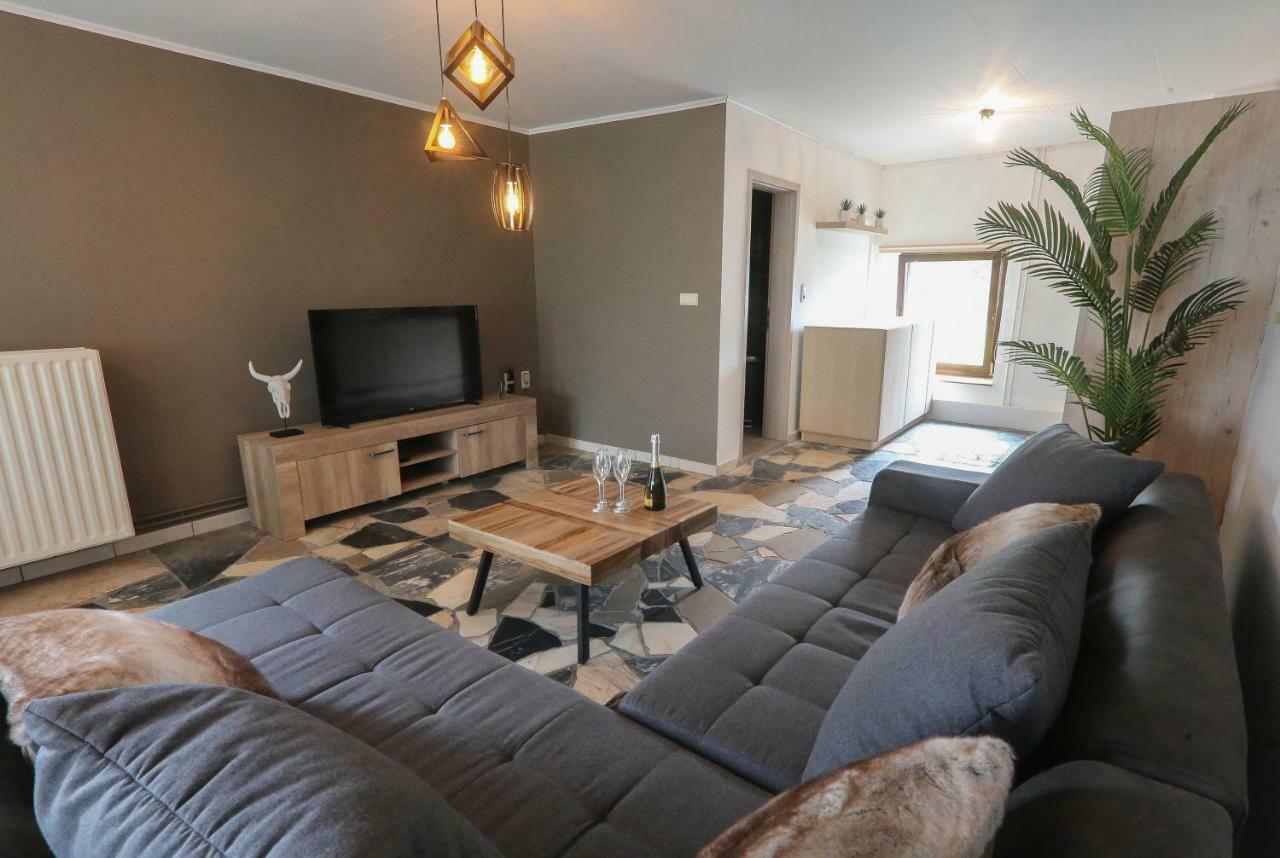 Abso-Gite Houffalize Bagian luar foto